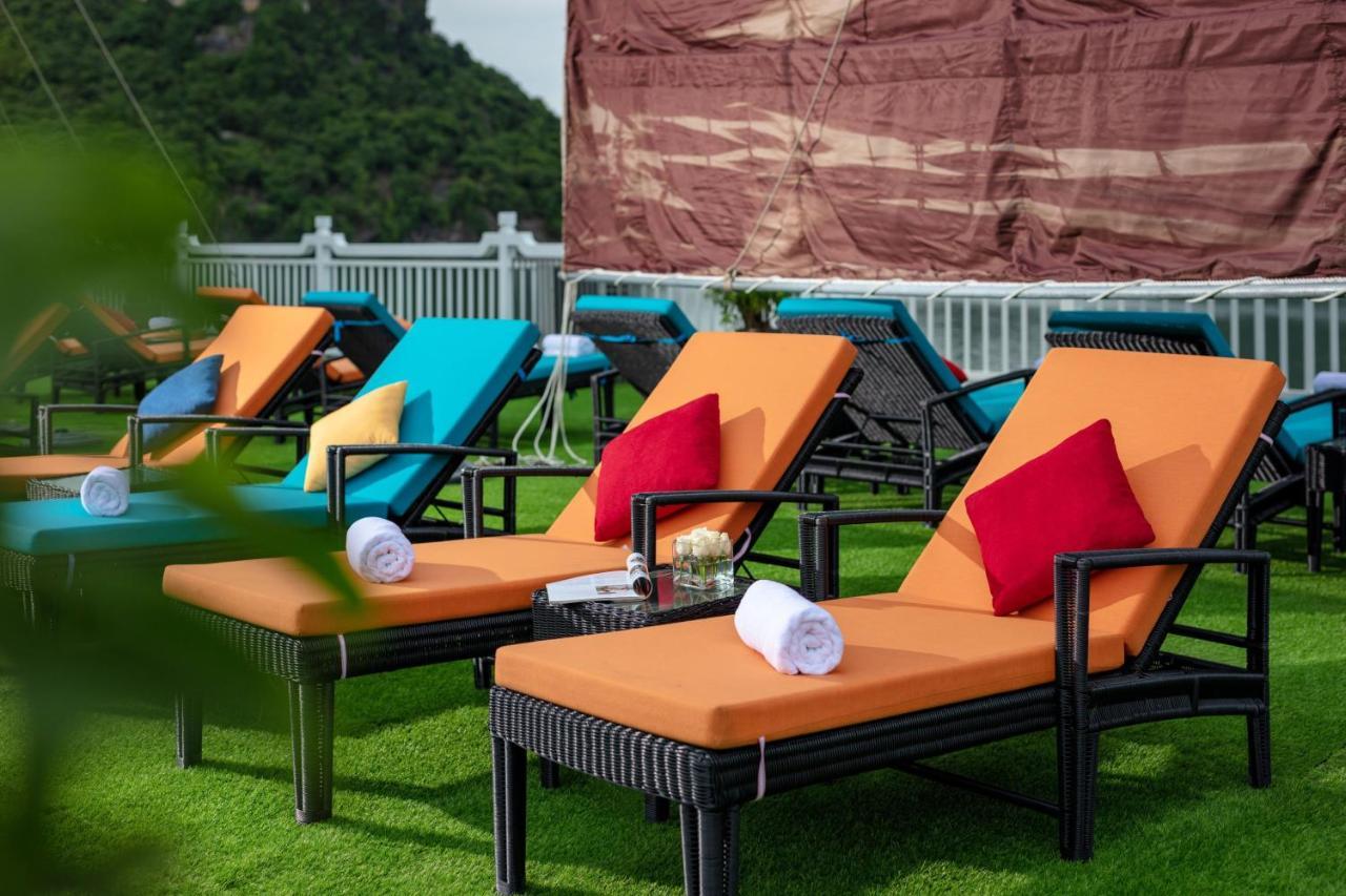 Le Journey Luxury Cruise Hotel ฮาลอง ภายนอก รูปภาพ
