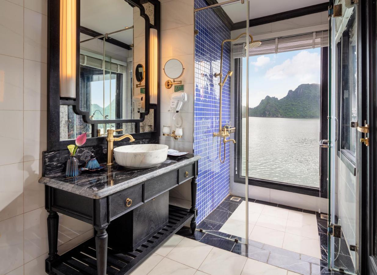 Le Journey Luxury Cruise Hotel ฮาลอง ภายนอก รูปภาพ